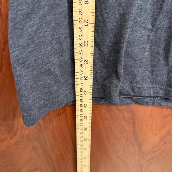 Pendleton Whisky Women's Gray Graphic T-Shirt Short Sleeve Casual Top‎ - Picture 4 of 5